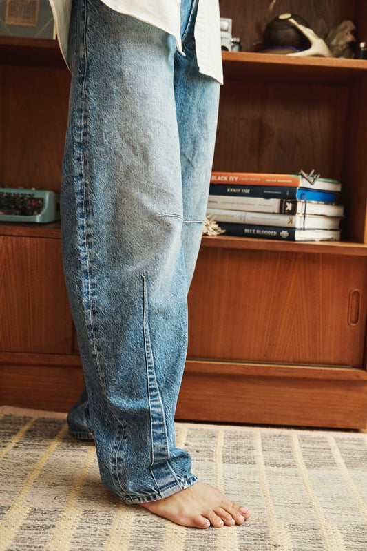 Amal Stacked Barrel Jean